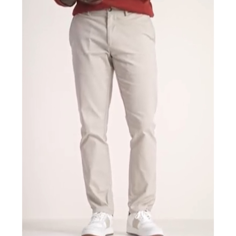 Old Navy Ultimate Slim Built-In Flex Chino Khakis Pants Beige Size 36 x 32